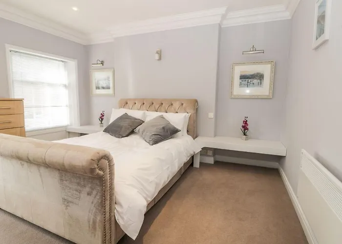 7a Belvoir Terrace * Scarborough