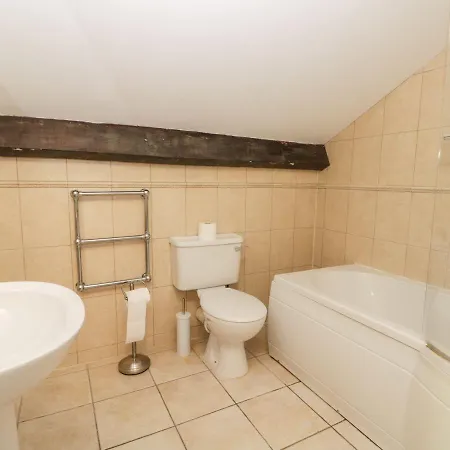 7a Belvoir Terrace סקארבורו